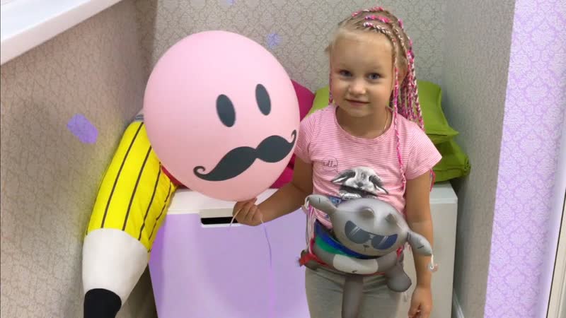 Чем Алиса занимается перед сном Как Алиса играет с