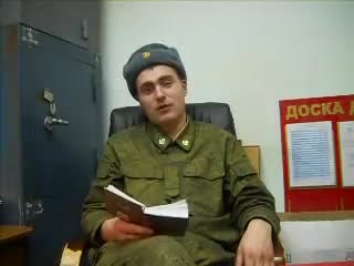 Простой русский парень, солдат срочный службы, рассказывает свое мнение на происходящее
