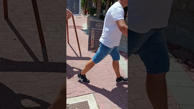 в кафе. Будва. Пляж Яз.