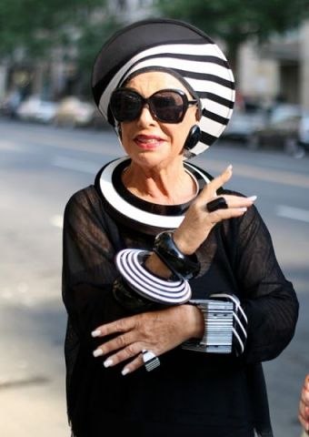 Nana Petrova | Bologna