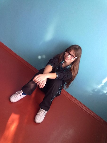 №6, Алина Петрова, 1.4.1997 №6, Алина Петрова, 1.4.1997