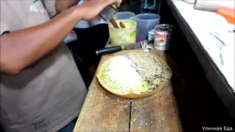 Уличная еда Индонезийской кухни много Уличной