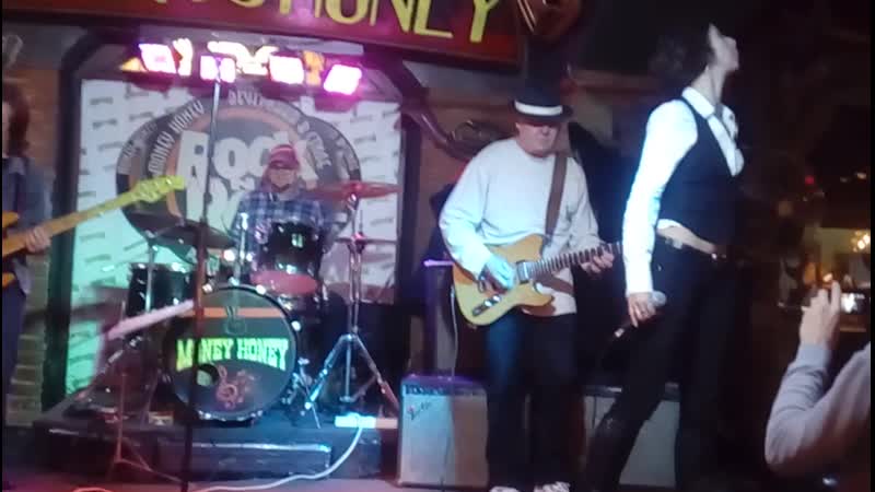 Holy Blacksmith Sunshine Of Your Love. (cover