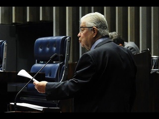 Operação Lava Jato não pode condicionar o comportamento do STF, diz Requião