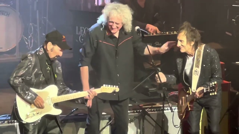 Hello Mary Lou James Burton, Brian May, Ronnie Wood London Palladium 4th June