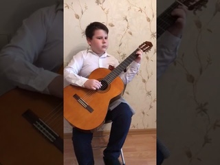 Константин Листов “В землянке“, пер. Олега Копенкова