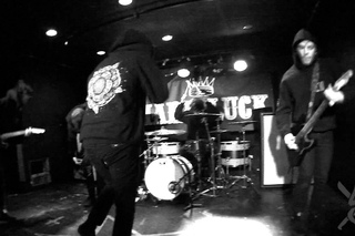 (HD) SWORN IN - Mindless ( LIVE @ HARD LUCK / TORONTO )