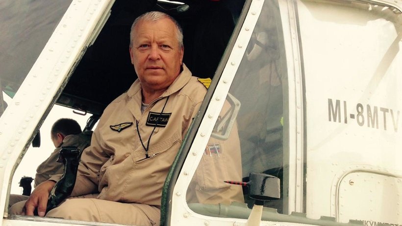 В аэропорту Владивостока появилась мемориальная доска Заслуженному пилоту России