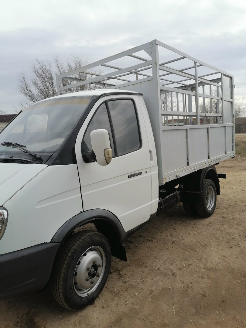 Купить б/у ГАЗ ГАЗель (3302) бензин в Воронеже: белый бортовой грузовик 2007 год